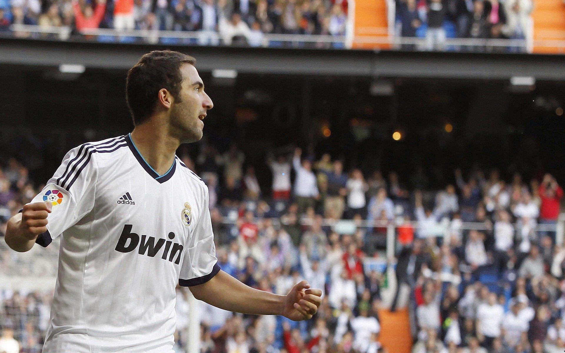 快船力克勇士取关键胜利，主帅泰伦·卢辱骂裁判遭驱逐并罚款3.5万美元